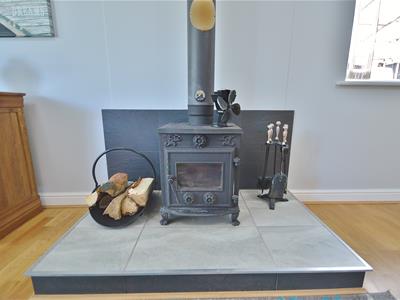 LOG BURNER